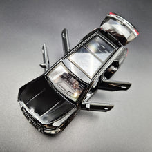 Load image into Gallery viewer, Explorafind 2022 Mercedes-Benz Maybach GLE 63 S Black 1:36 Die Cast Car