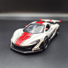 Load image into Gallery viewer, Explorafind 2016 McLaren P1 GTR White 1:32 Die Cast Car