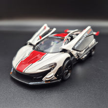 Load image into Gallery viewer, Explorafind 2016 McLaren P1 GTR White 1:32 Die Cast Car