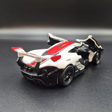 Load image into Gallery viewer, Explorafind 2016 McLaren P1 GTR White 1:32 Die Cast Car