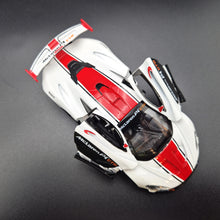 Load image into Gallery viewer, Explorafind 2016 McLaren P1 GTR White 1:32 Die Cast Car