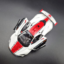 Load image into Gallery viewer, Explorafind 2016 McLaren P1 GTR White 1:32 Die Cast Car