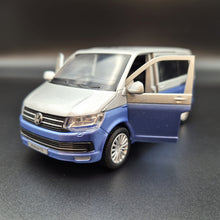 Load image into Gallery viewer, Explorafind 2018 Volkswagen T6 Multivan Silver/Blue 1:32 Die Cast Van
