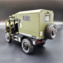 Load image into Gallery viewer, Explorafind 2000 Mercedes Benz Unimog Off Road RV Army Green 1:32 Die Cast Truck