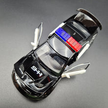 Load image into Gallery viewer, Explorafind 2023 Dodge Charger Hellcat Police Car Black 1:32 Die Cast Car