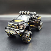 Load image into Gallery viewer, Explorafind 2023 Ford Raptor F-150 6x6 Black 1:24 Die Cast Pickup