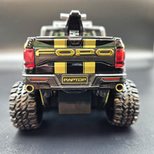 Load image into Gallery viewer, Explorafind 2023 Ford Raptor F-150 6x6 Black 1:24 Die Cast Pickup