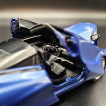 Load image into Gallery viewer, Explorafind 2023 McLaren 720S Blue 1:32 Die Cast Car
