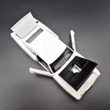 Load image into Gallery viewer, Explorafind 1969 Dodge Charger 500 White 1:32 Die Cast Car