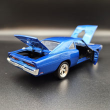 Load image into Gallery viewer, Explorafind 1969 Dodge Charger 500 Blue 1:32 Die Cast Car