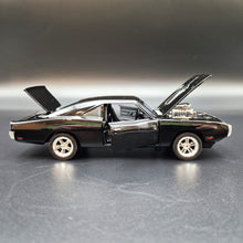 Load image into Gallery viewer, Explorafind 1969 Dodge Charger 500 Black 1:32 Die Cast Car
