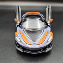 Load image into Gallery viewer, Explorafind 2022 McLaren 600LT Grey 1:32 Die Cast Car