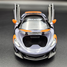 Load image into Gallery viewer, Explorafind 2022 McLaren 600LT Grey 1:32 Die Cast Car