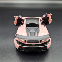 Load image into Gallery viewer, Explorafind 2019 McLaren 570S GT4 Pink 1:32 Die Cast Car