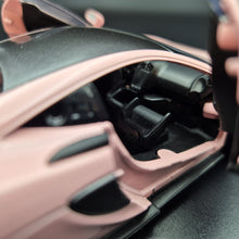 Load image into Gallery viewer, Explorafind 2019 McLaren 570S GT4 Pink 1:32 Die Cast Car