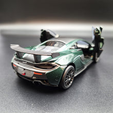 Load image into Gallery viewer, Explorafind 2019 McLaren 570S GT4 Dark Green 1:32 Die Cast Car