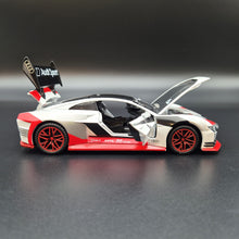 Load image into Gallery viewer, Explorafind 2018 Audi e-tron Vision Gran Turismo White 1:32 Die Cast Car