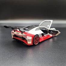 Load image into Gallery viewer, Explorafind 2018 Audi e-tron Vision Gran Turismo White 1:32 Die Cast Car