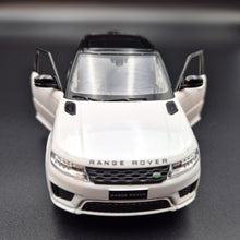 Load image into Gallery viewer, Explorafind 2022 Range Rover Sport White 1:32 Die Cast Car