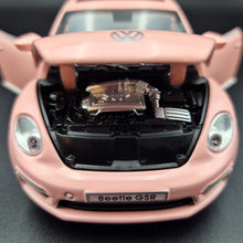 Load image into Gallery viewer, Explorafind 2010 Volkswagen New Beetle Pink 1:32 Die Cast Car