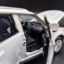 Load image into Gallery viewer, Explorafind 2023 Nissan Patrol Y62 White 1:32 Die Cast Car