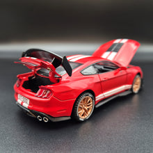 Load image into Gallery viewer, Explorafind 2022 Ford Mustang Shelby GT500 Red 1:32 Die Cast Car