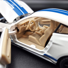 Load image into Gallery viewer, Explorafind 2020 Ford Mustang Shelby GT350 White 1:32 Die Cast Car