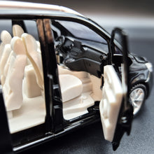 Load image into Gallery viewer, Explorafind 2021 Mercedes-Benz V-Class V260 Black 1:36 Die Cast Van