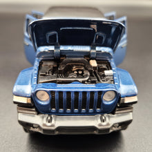 Load image into Gallery viewer, Explorafind 2022 Jeep Gladiator Rubicon Blue 1:32 Die Cast Car