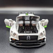 Load image into Gallery viewer, Explorafind 2018 Bentley Continental GT3 Silver 1:32 Die Cast Car