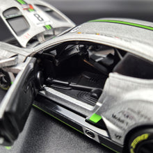 Load image into Gallery viewer, Explorafind 2018 Bentley Continental GT3 Silver 1:32 Die Cast Car