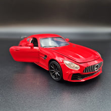 Load image into Gallery viewer, Explorafind 2019 Mercedes-Benz GT Red 1:32 Die Cast Car