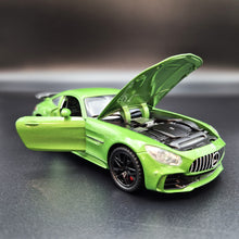 Load image into Gallery viewer, Explorafind 2019 Mercedes-Benz GT Green 1:32 Die Cast Car