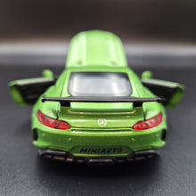 Load image into Gallery viewer, Explorafind 2019 Mercedes-Benz GT Green 1:32 Die Cast Car