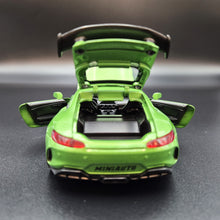 Load image into Gallery viewer, Explorafind 2019 Mercedes-Benz GT Green 1:32 Die Cast Car
