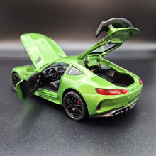 Load image into Gallery viewer, Explorafind 2019 Mercedes-Benz GT Green 1:32 Die Cast Car