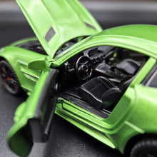 Load image into Gallery viewer, Explorafind 2019 Mercedes-Benz GT Green 1:32 Die Cast Car