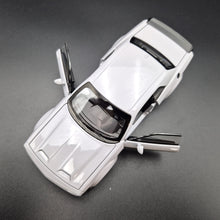 Load image into Gallery viewer, Explorafind 2023 Dodge Challenger SRT Hellcat Grey 1:32 Die Cast Car