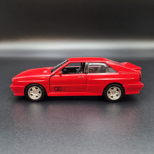 Load image into Gallery viewer, Explorafind 1982 Audi Quattro Red 1:36 Die Cast Car