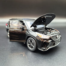 Load image into Gallery viewer, Explorafind 2021 Toyota Highlander XSE Black 1:32 Die Cast Car