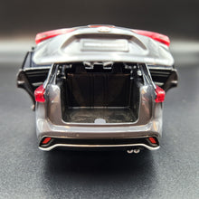 Load image into Gallery viewer, Explorafind 2021 Toyota Highlander XSE Grey 1:32 Die Cast Car