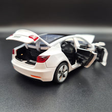Load image into Gallery viewer, Explorafind 2021 Tesla Model 3 White 1:32 Die Cast Car