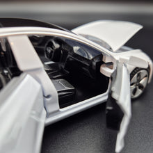 Load image into Gallery viewer, Explorafind 2021 Tesla Model 3 White 1:32 Die Cast Car