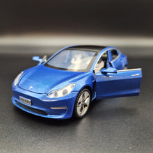 Load image into Gallery viewer, Explorafind 2021 Tesla Model 3 Blue 1:32 Die Cast Car