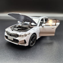 Load image into Gallery viewer, Explorafind 2023 BMW 3 Series 320i Grey 1:32 Die Cast Car