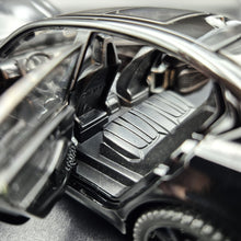 Load image into Gallery viewer, Explorafind 2023 BMW 3 Series 320i Black 1:32 Die Cast Car