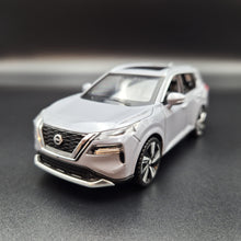 Load image into Gallery viewer, Explorafind 2023 Nissan X-Trail Grey 1:32 Die Cast Car