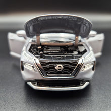 Load image into Gallery viewer, Explorafind 2023 Nissan X-Trail Grey 1:32 Die Cast Car