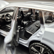 Load image into Gallery viewer, Explorafind 2023 Nissan X-Trail Grey 1:32 Die Cast Car