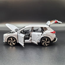 Load image into Gallery viewer, Explorafind 2023 Nissan X-Trail Grey 1:32 Die Cast Car